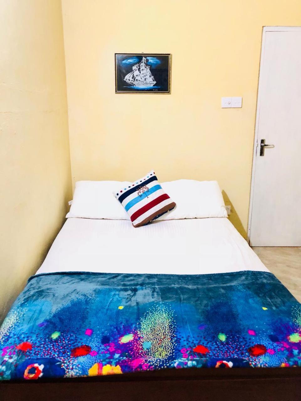 Bed and Breakfast House Of Ahasna Katunayaka Exterior foto