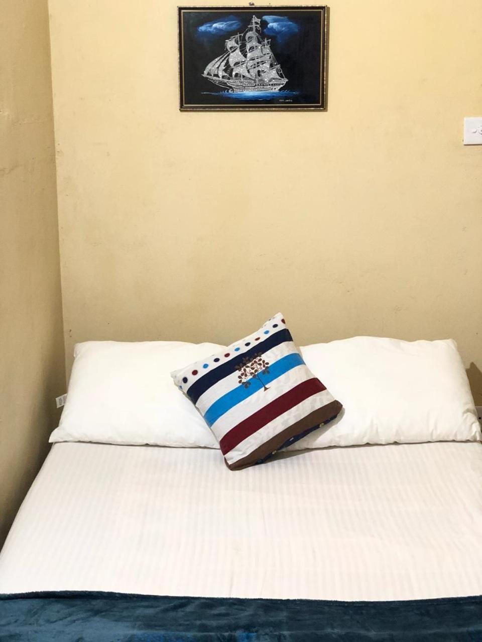 Bed and Breakfast House Of Ahasna Katunayaka Exterior foto